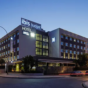 Ibis Budget Aeropuerto Avenida De Velazquez Otel